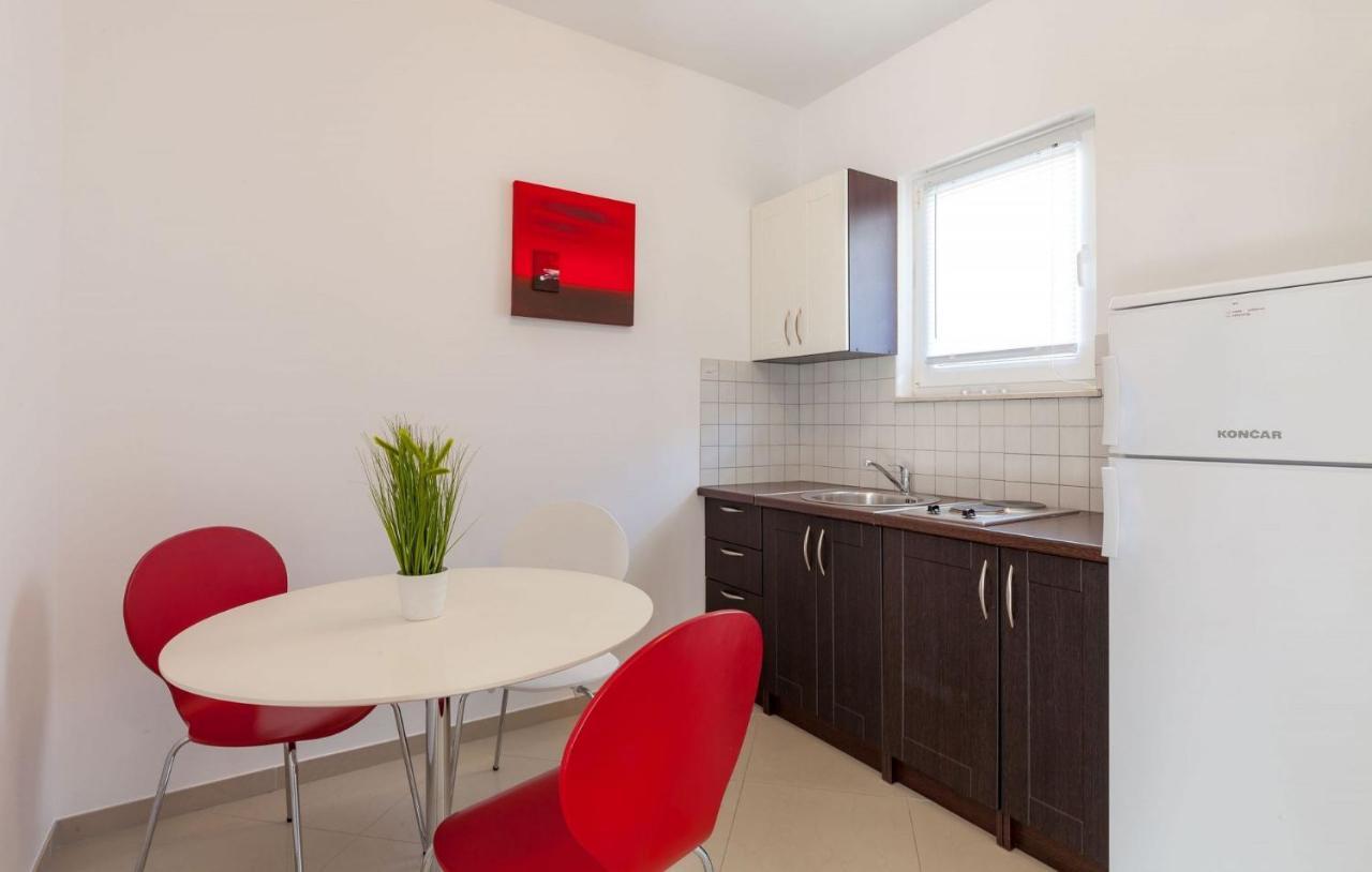 Apartments With A Parking Space Stanici, Omis - 17894 Exterior foto