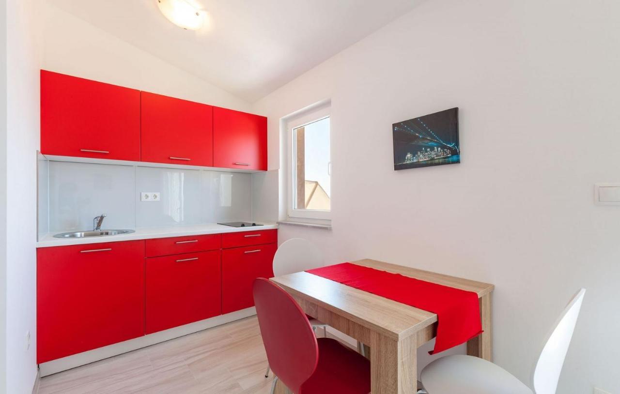 Apartments With A Parking Space Stanici, Omis - 17894 Exterior foto