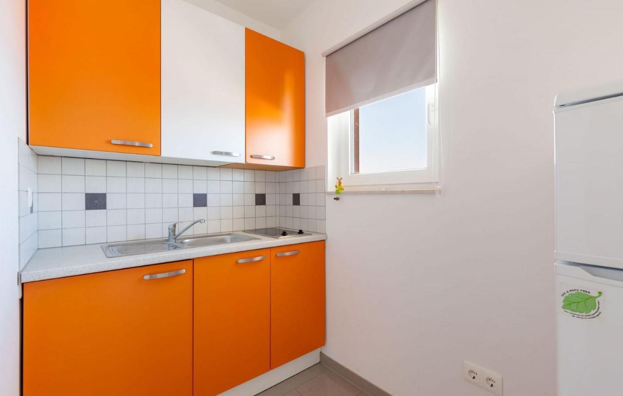 Apartments With A Parking Space Stanici, Omis - 17894 Exterior foto