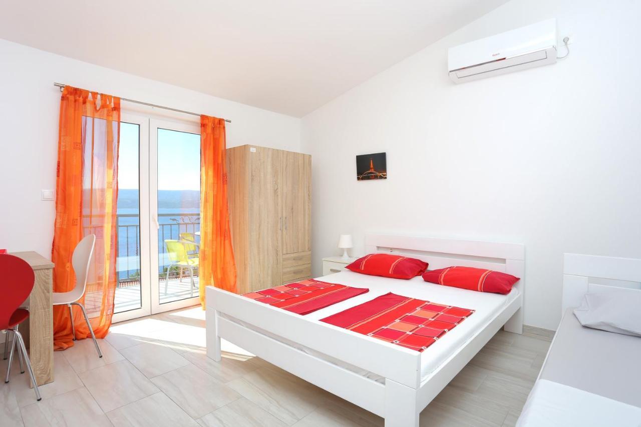 Apartments With A Parking Space Stanici, Omis - 17894 Exterior foto