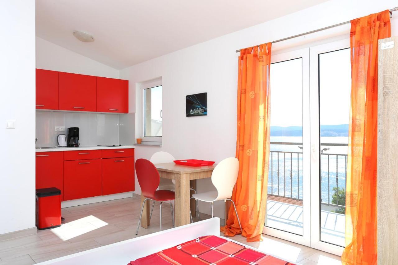 Apartments With A Parking Space Stanici, Omis - 17894 Exterior foto